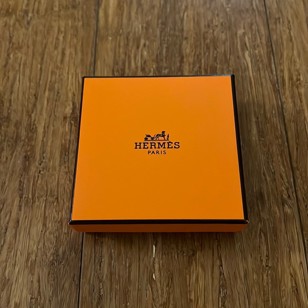 Hermes small box